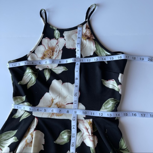 MONTEAU SLEEVELESS RACER BACK FLORAL DRESS - Picture 9 of 15